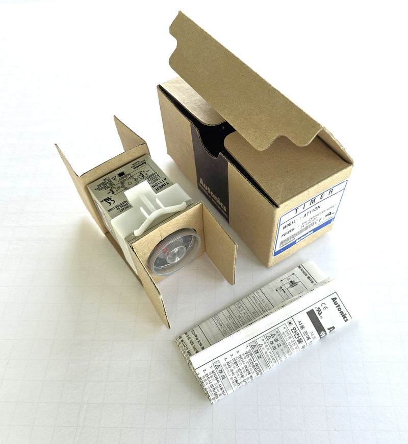 Autonics AT11DN 100-240VAC / 24-240VDC Relay Timer - New