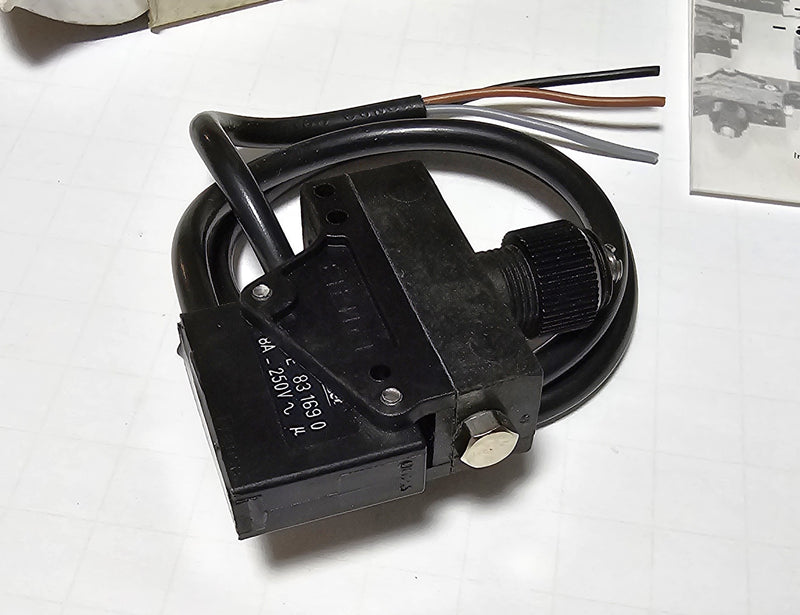 PIAB 3116061 Adjustable Screw Vacuum Switch - New