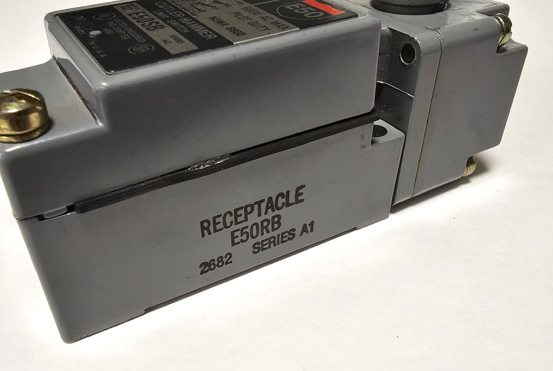 Cutler Hammer E50SB Pilot Duty Limit Switch E50RB Recpt. & E50DR1 Operating Head