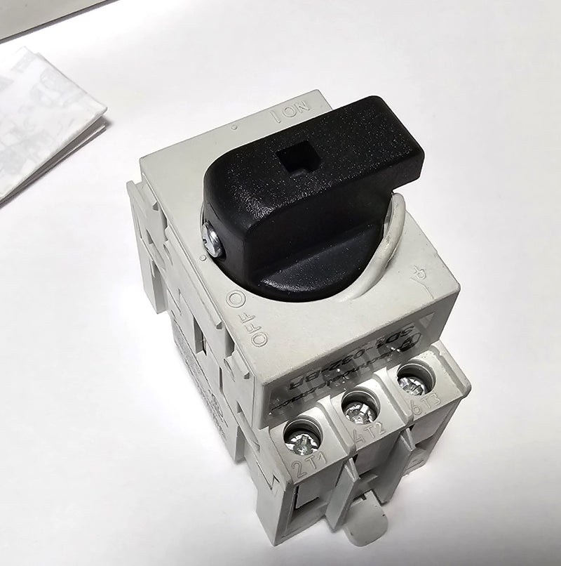 Technoelectric SD1-032-BR Black Direct Handle 32A 3-Pole Disconnect Switch - New