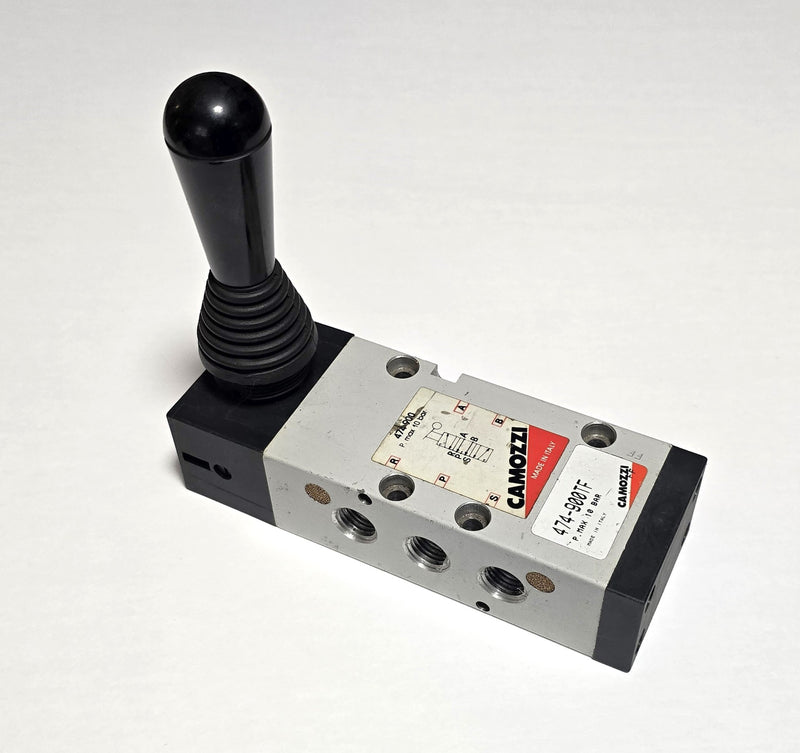 Camozzi 474-900TF 5/3-way Open Center Manually Actuated Lever Spool valve