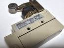 Omron ZE-NA2-2S Limit Switch Plunger Roller Lever SPDT 15A - New / No Box