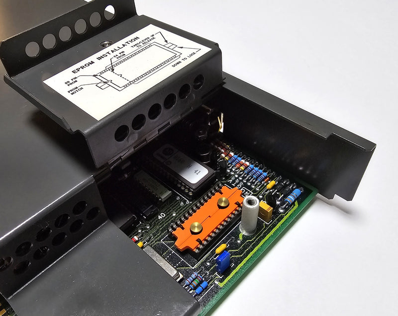 Allen Bradley 1772-LV PLC-2/15 Series B Programmable Controller & Key