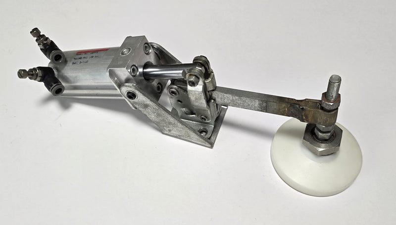DE-STA-CO 307-S Destaco Pneumatic Hold Down Toggle Clamp