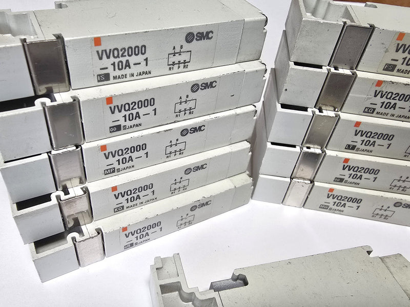 SMC VVQ2000-10A-1 ( Lot of 11 ) Pneumatic Valve Blanking Plate