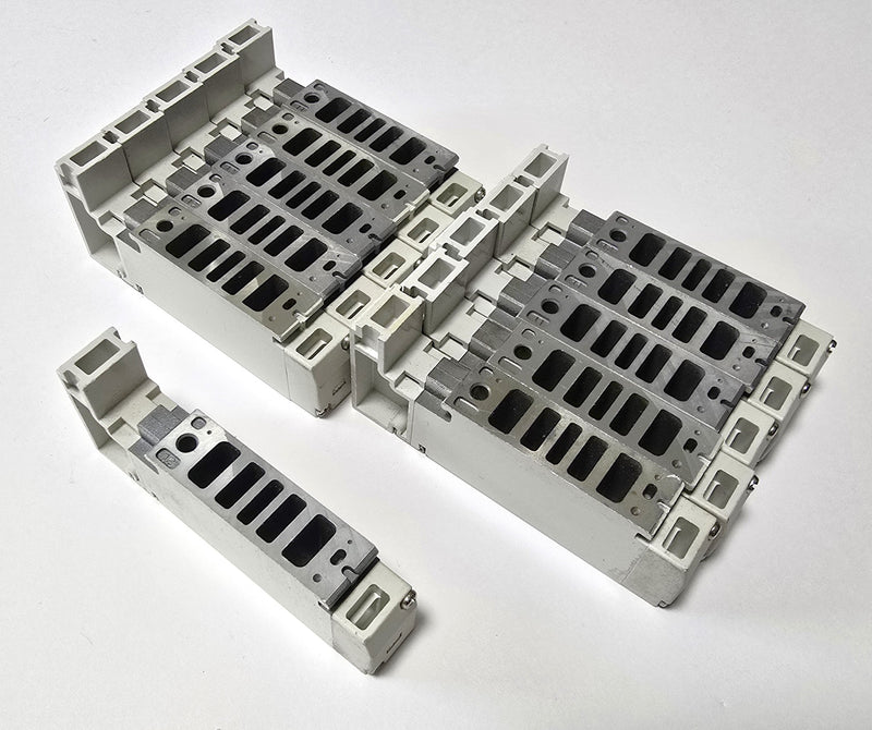 SMC VVQ2000-10A-1 ( Lot of 11 ) Pneumatic Valve Blanking Plate