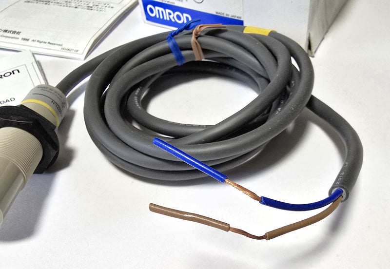 Omron E2K-X8MY2 Capacitive Proximity Switch ( 2m ) 100-240VAC - New