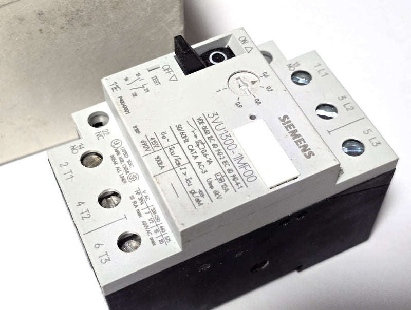 Siemens 3VU1300-1MF00 0.6-1A Motor Overload Circuit Breaker & Aux Contacts - New