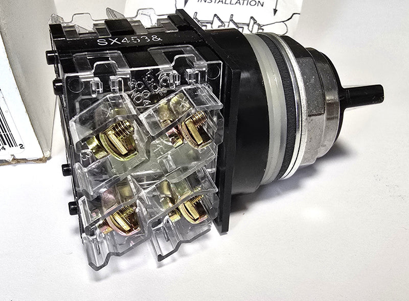GE CR104PSG33B92 Selector Switch 3-Position Maintained - New