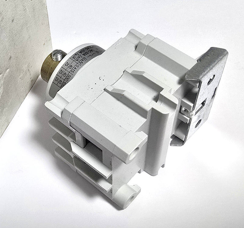 Cutler Hammer C362N40 Non-Fusible 40A 600V 3P Disconnect Switch - New