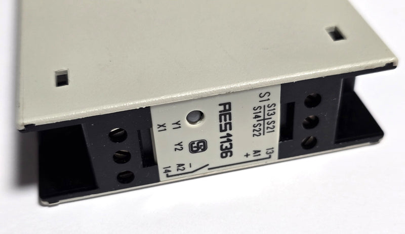 Schmersal AES1136 Safety Relay 24VDC - New