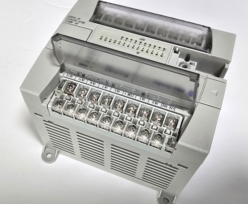 Allen Bradley 1762-L24BWA Ser.C Rev.I FRN: 12 - MicroLogix 1200 PLC - AC Power