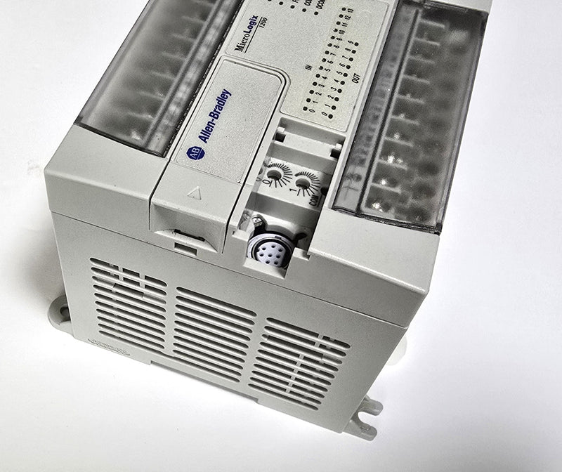 Allen Bradley 1762-L24BWA Ser.C Rev.I FRN: 12 - MicroLogix 1200 PLC - AC Power