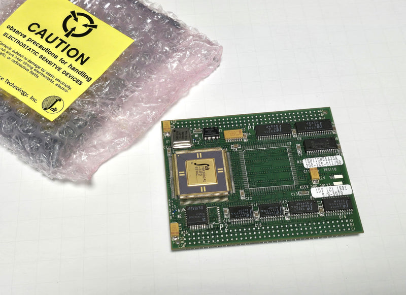 IDT 7RS110N55A33A IC Board 79R3000AE-33FD R3000 Gold CPU Module - New / Sealed