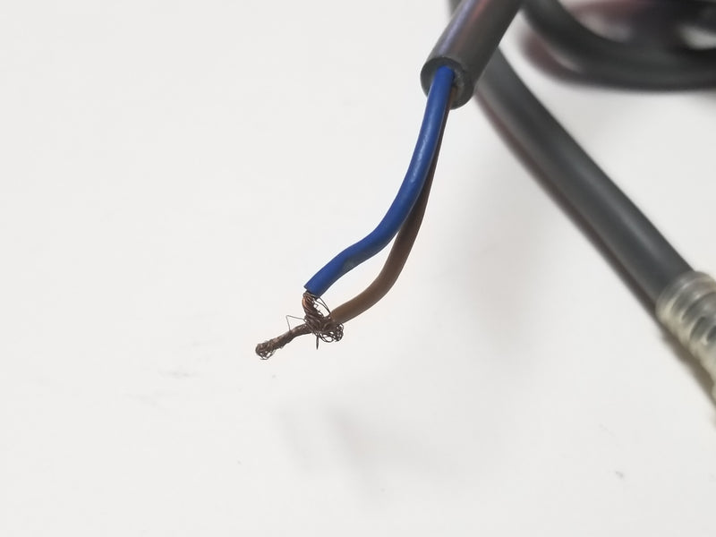 Omron E2E-X7D1-N Inductive Proximity Sensor 12-24VDC 7mm Range N/O 2m Omron E2E-X7D1-N Inductive Proximity Sensor 12-24VDC 7mm Range N/O 2m