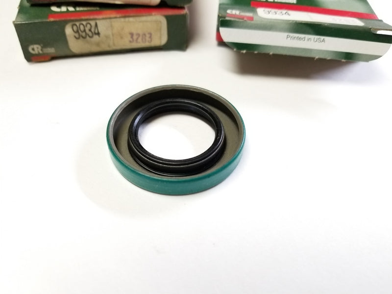 Lot of 3 Chicago Rawhide CR 9934 Joint Radial Oil Seals