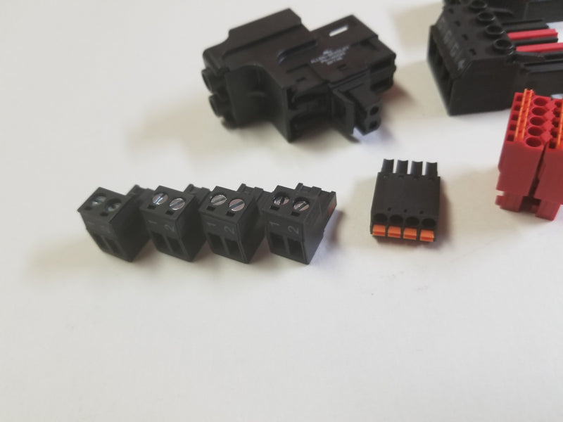 Allen Bradley 140592 MX501 MX502 MX300VH MX007  Kinetix Connector Lot (11) pcs