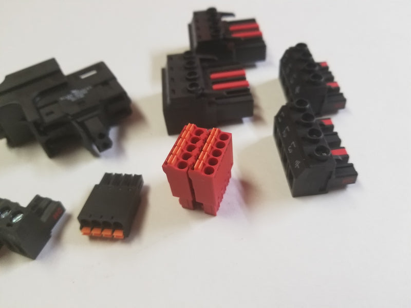 Allen Bradley 140592 MX501 MX502 MX300VH MX007  Kinetix Connector Lot (11) pcs