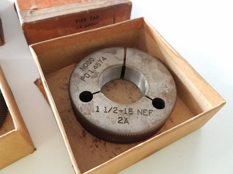 1 1/2 18 NEF 2A GO PD 1.4624 & NOGO PD 1.4574 Thread Ring Card Gage Set
