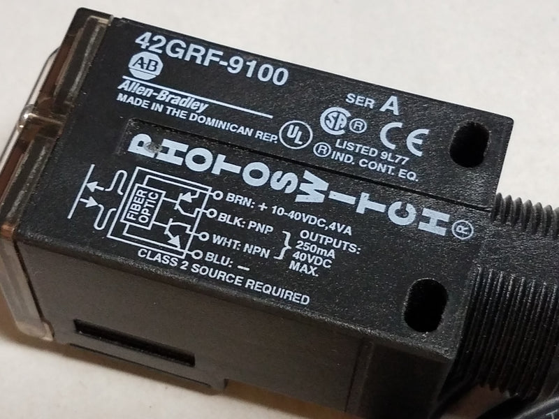 Allen Bradley 42GRF-9100 Ser:A Fiber Optic Photoswitch Approx 2' Cable
