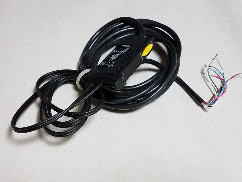 Banner D10IPFP Red Beam Fiber Optic Sensor - No Plastic Button Guard