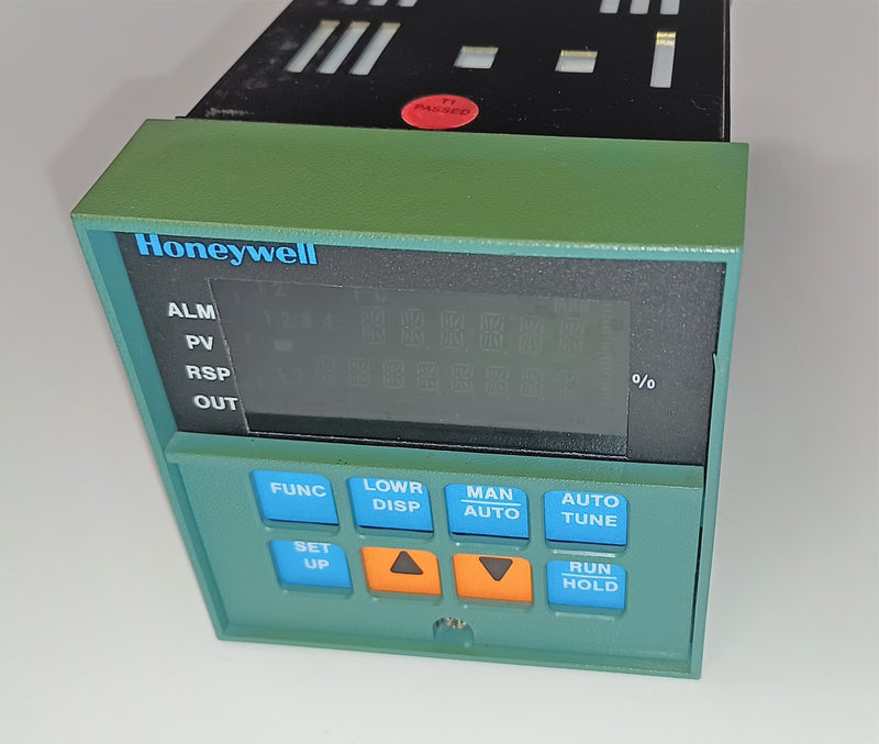 Honeywell DC3001-0-000-2-UL-0111 Temperature Controller IACD UDC 3000