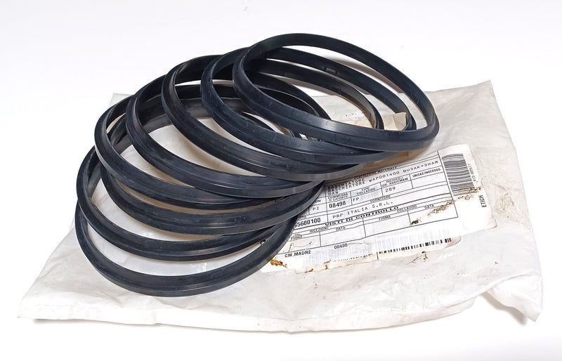 Dichtomatik A40-189887 Cylinder Wiper Seal A40-140X152X7.1 ( Lot of 8 )