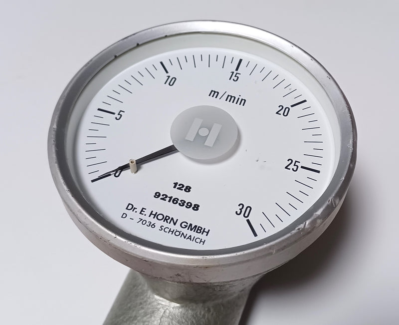 Dr. E. Horn GMBH D-7036 Schonaich 128 9216398 Portable Tachometer 0-30 m/min