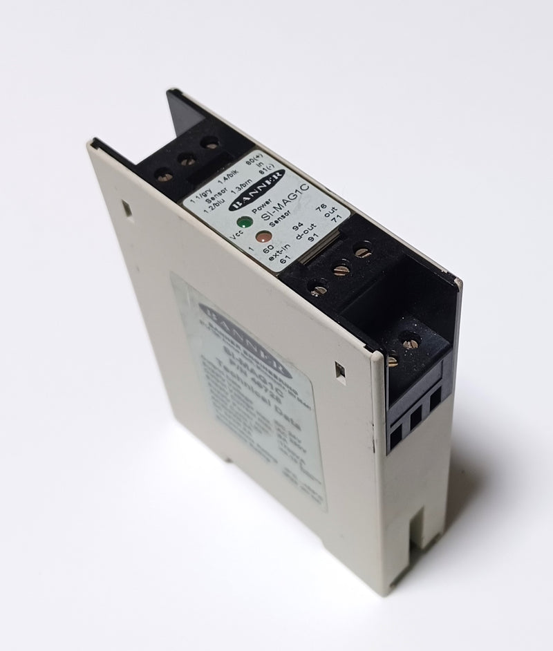 Banner SI-MAG1C Safety Interlock Relay Module 24VDC P/N 46728