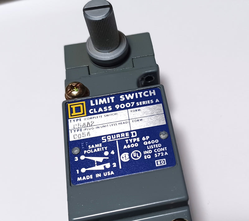 Square D 9007C54A2 Heavy Duty Limit Switch & Turret Head - New in Box