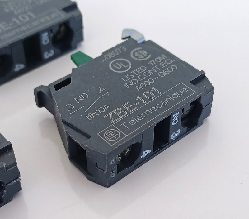 Schneider Electric ZBE-101 Normally Open Contact Block ( Lot of 4 ) New