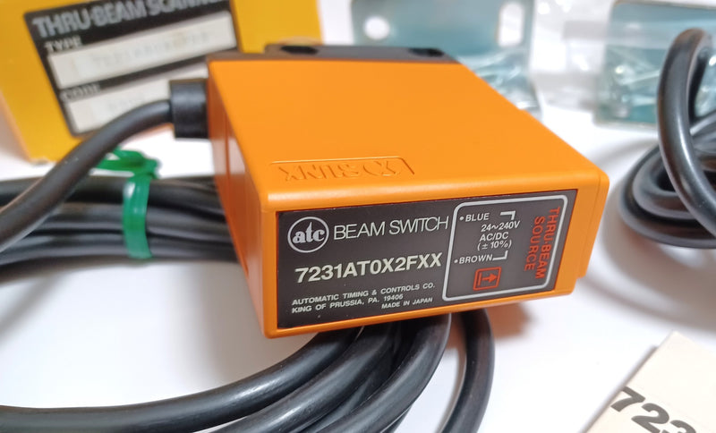 ATC SUNX 7231AS0X5FRX Thru Beam Scanner Set (1) 7231AT0X2FXX & (1) 7231AR0X5FRX