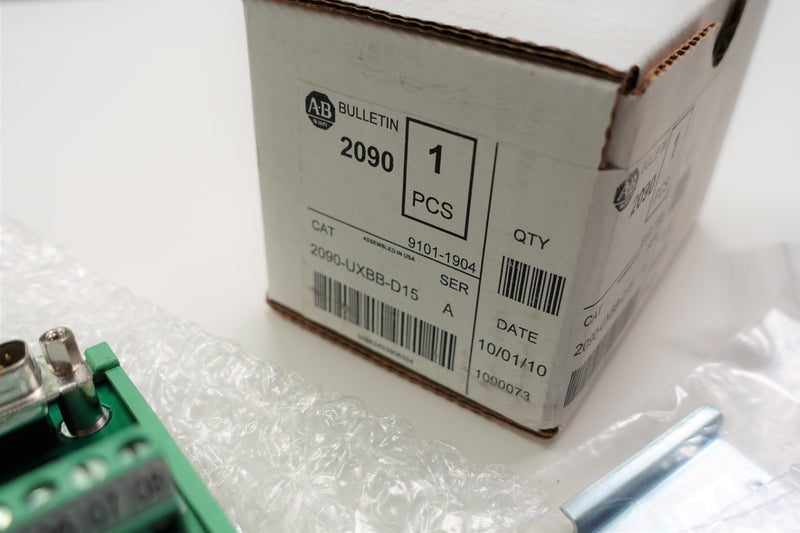 Allen Bradley 2090-UXBB-D15 Ser:A  15 Pin Break Out Board