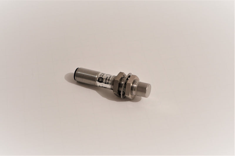 Allen Bradley 871TM-DH4NE12-D4 No Packaging - New Inductive Proximity Sensor