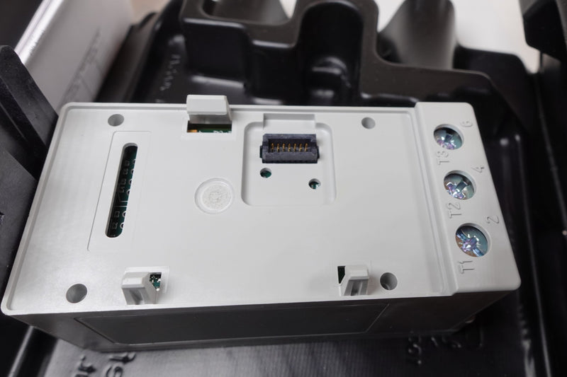 Allen Bradley 193-ESM-IG-60A-C55 Ser:A E300/E200 6-60A Sensing Module
