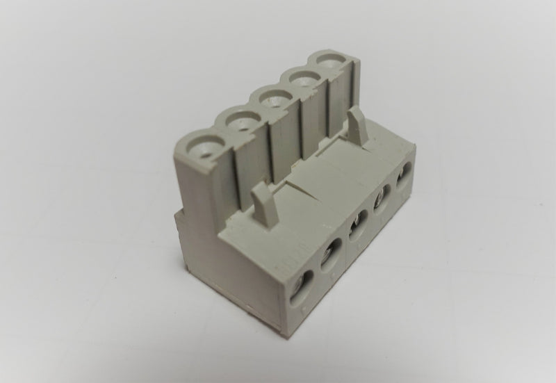 Wieland 8213 B / 5 22-12AWG 15A 22-12AWG 5-Pin Terminal Connector