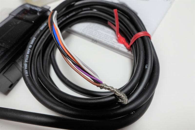 Keyence CZ-V21AP RGB Digital Fiberoptic Sensor – PLC BARN