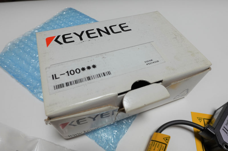 Keyence IL-100 Laser Sensor