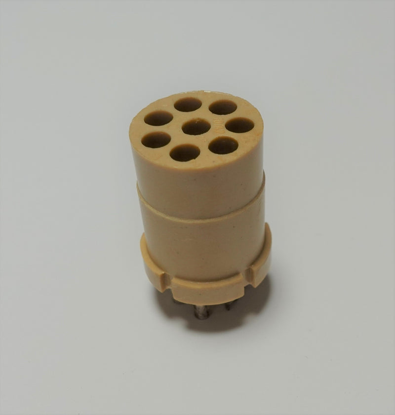 Schaltbau 1-1410-279342 G18 E- 8S/L Socket Insert 8-Pin Solder Connector 10/42