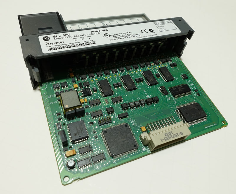 Allen Bradley 1746-NI16V Ser:A Rev:C FRN:2 Analog Voltage Input Module ...
