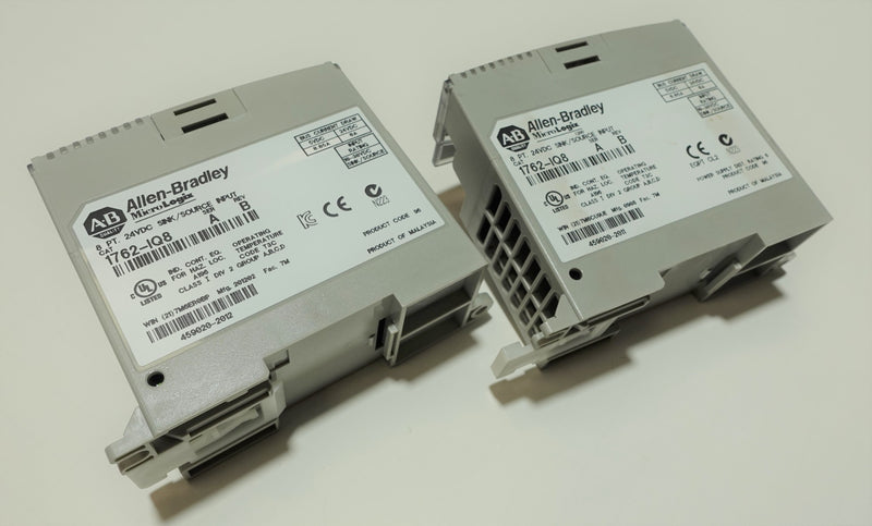 Allen Bradley 1762-IQ8 ( Lot of 2 ) 8 PT 24VDC Sink/Source Input Modules